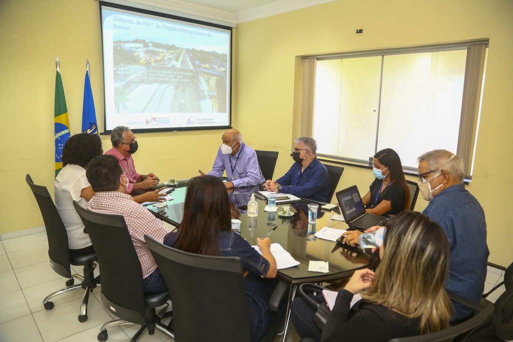 Reunião para debater a integração do BRT Metropolitano ocorreu nesta quinta-feira, 22