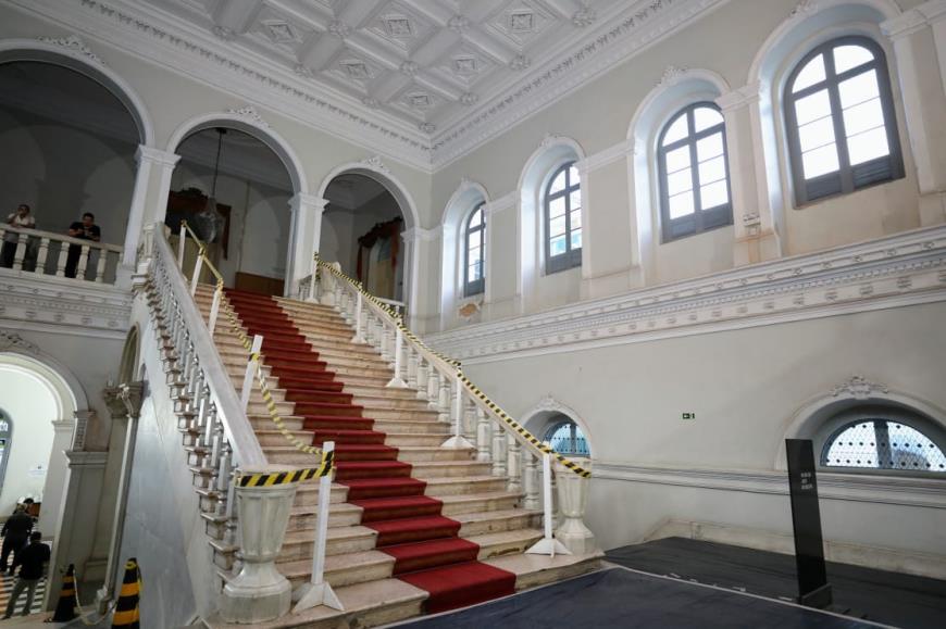 Interior do Palácio Antônio Lemos, onde voltará a funcionar o Gabinete Municipal e o Museu de Arte de Belém.