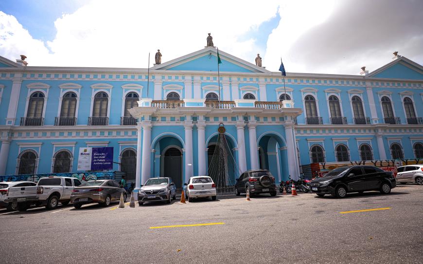 O prédio do Antônio Lemos data de 1885 e foi construído para ser a sede da Intendência de Belém, sendo mais tarde transformado em Prefeitura Municipal.